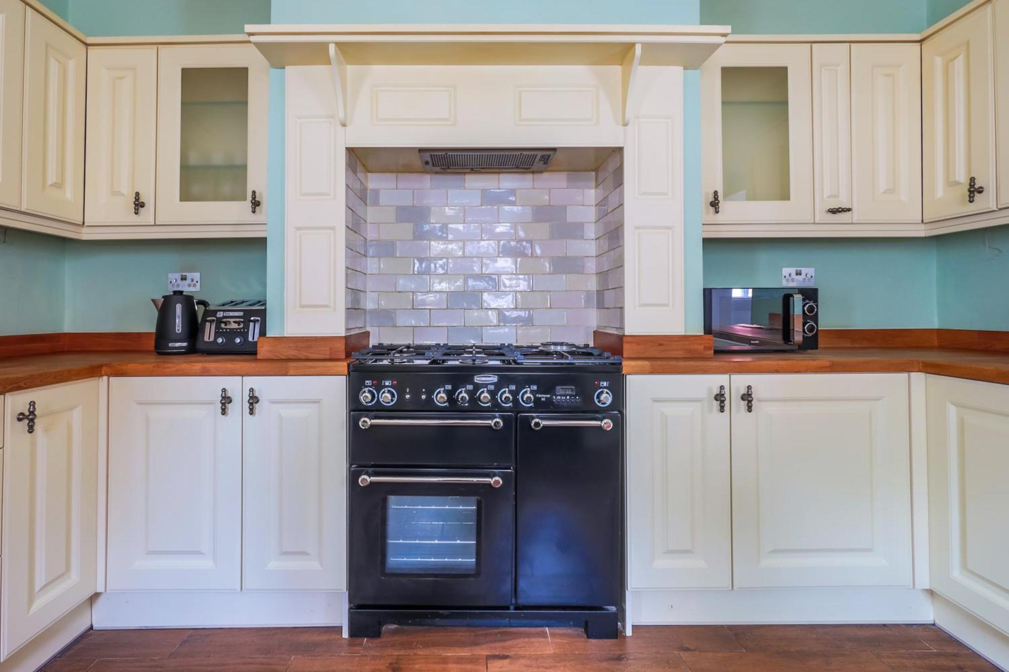 Spacious 4 Bed House In Birmingham, Suitable For Contractors Luaran gambar